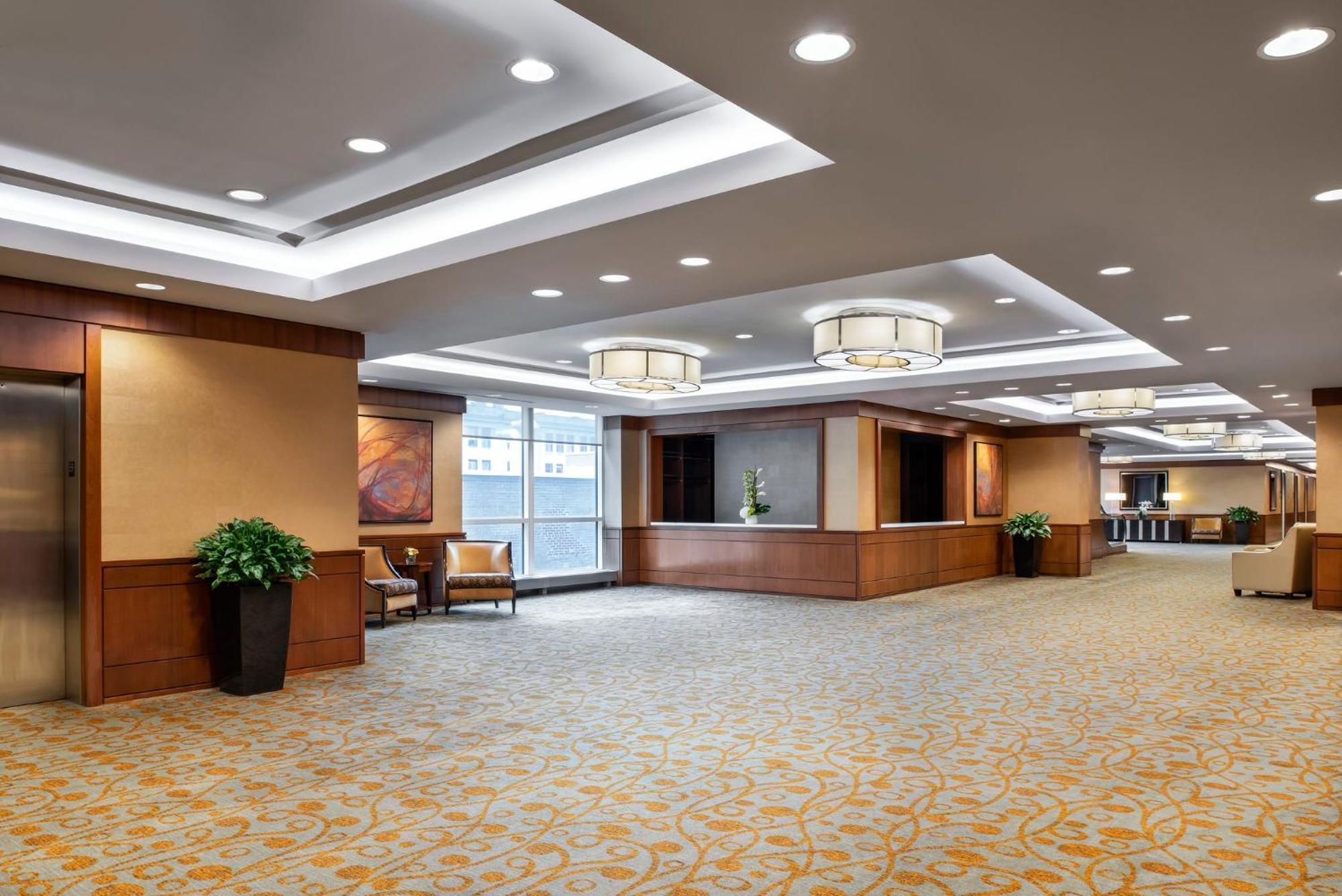Отель Le Westin Монреаль Экстерьер фото